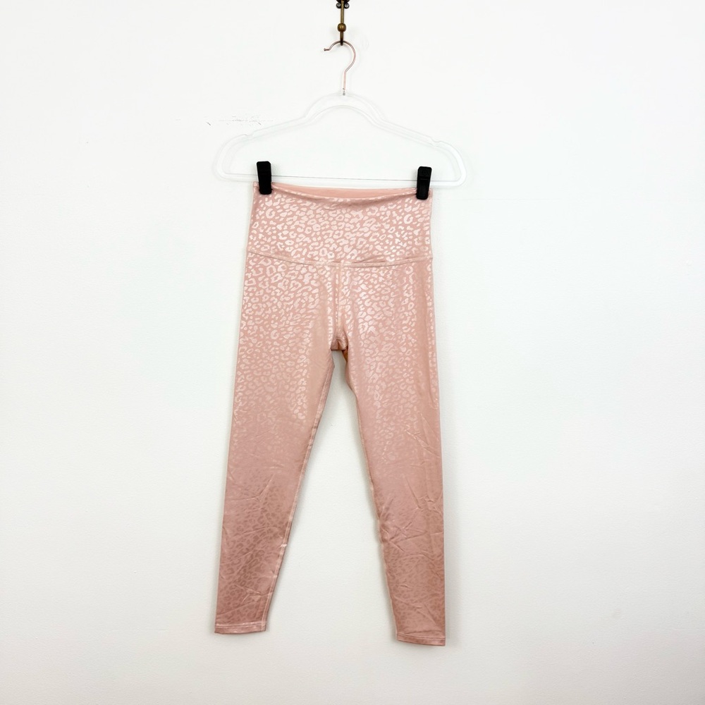 Beyond Yoga Pink Shimmer Leopard-Print High-Waist Leggings medium - Picture 2 of 7